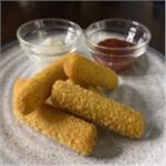Breaded Mozzarella Sticks (6 Pieces)